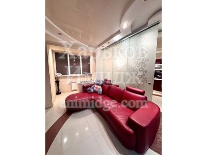 Продам 2 -х комнатную квартиру на 5 этаже 12 этажного дома  новострой Жилой Комплекс по проспекту Петра Григоренко 14 Новые Дома